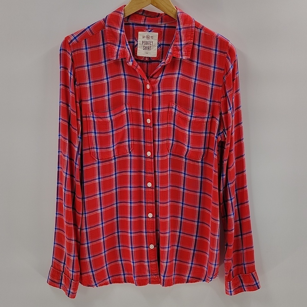 SO Perfect Shirt Button Up Light Flannel Size Large Red Blue Plaid